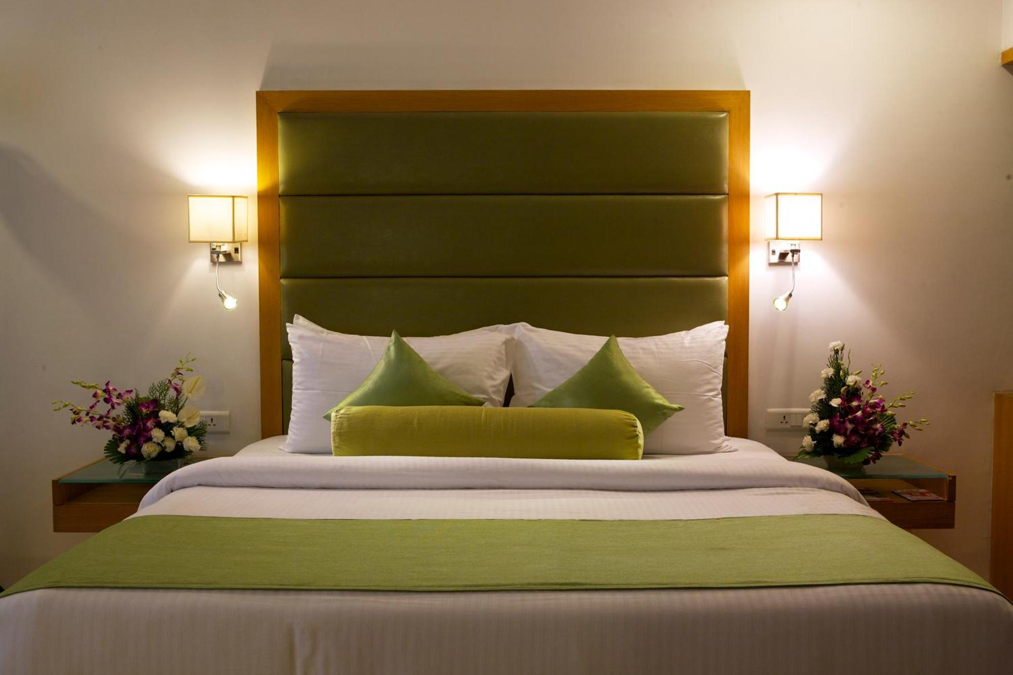 Peerless Hotel Hyderabad Esterno foto