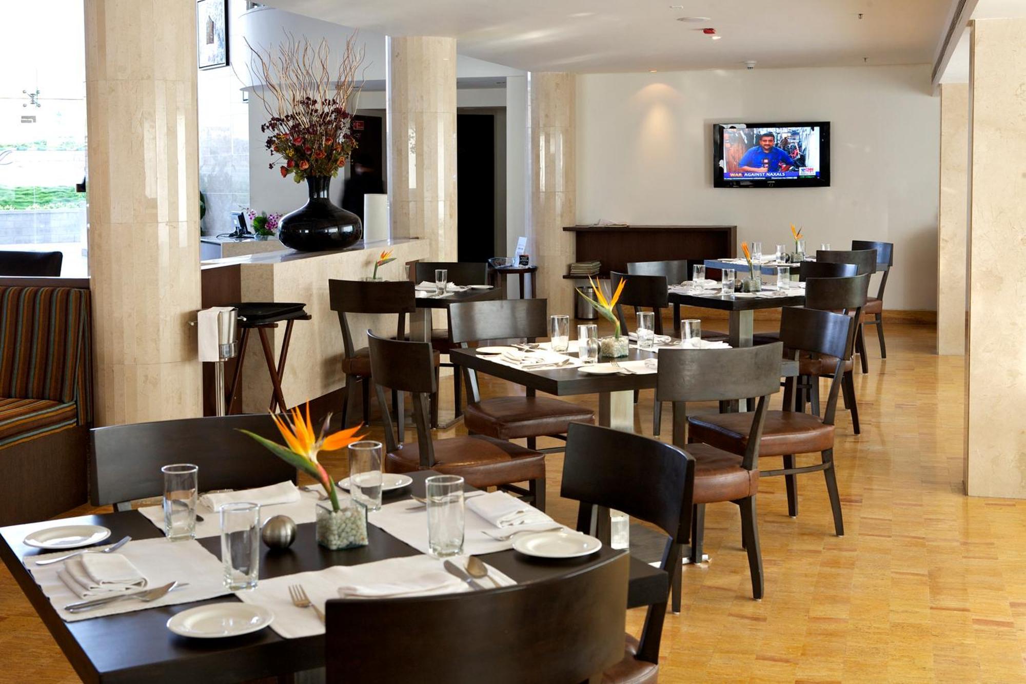 Peerless Hotel Hyderabad Ristorante foto