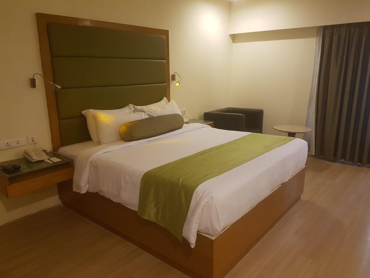 Peerless Hotel Hyderabad Esterno foto