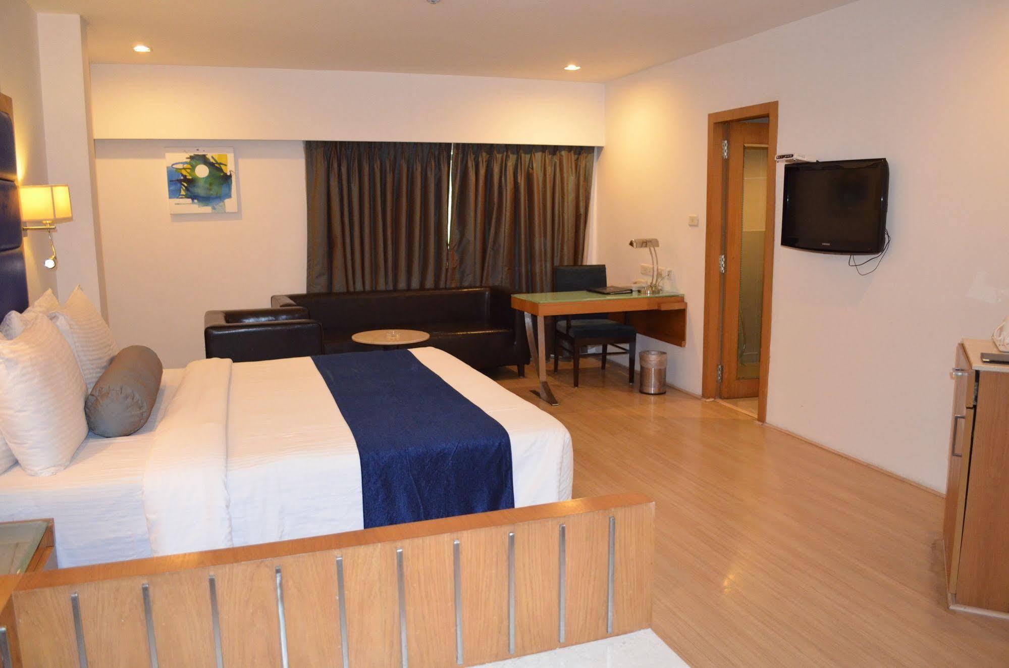 Peerless Hotel Hyderabad Esterno foto