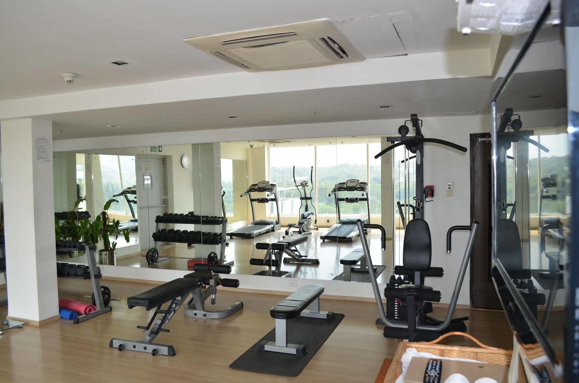 Peerless Hotel Hyderabad Esterno foto
