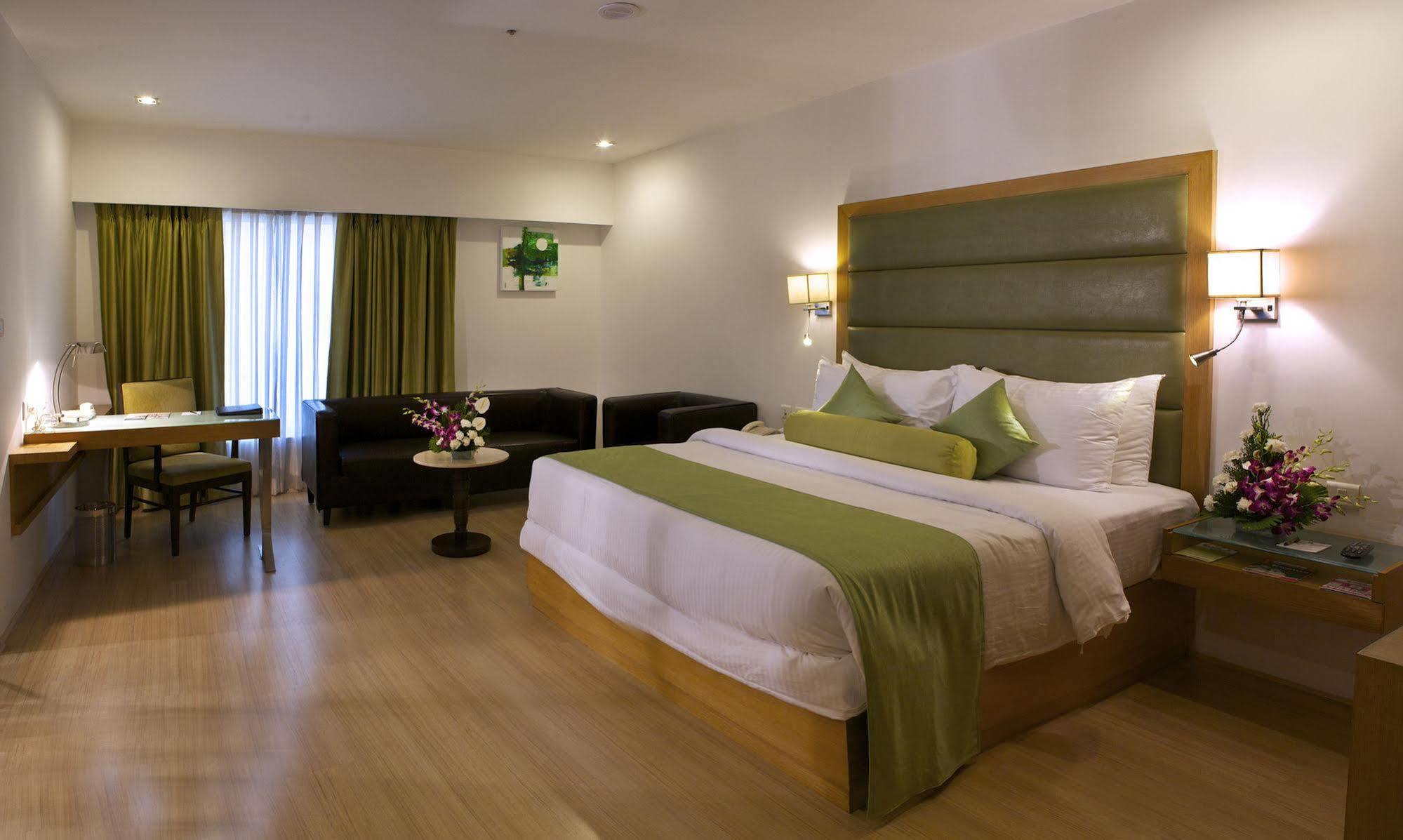 Peerless Hotel Hyderabad Esterno foto